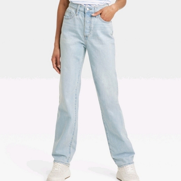 Universal Thread Denim - Women's High-Rise 90's Straight Jeans - Universal Thread Vintage Light Wash - 2R